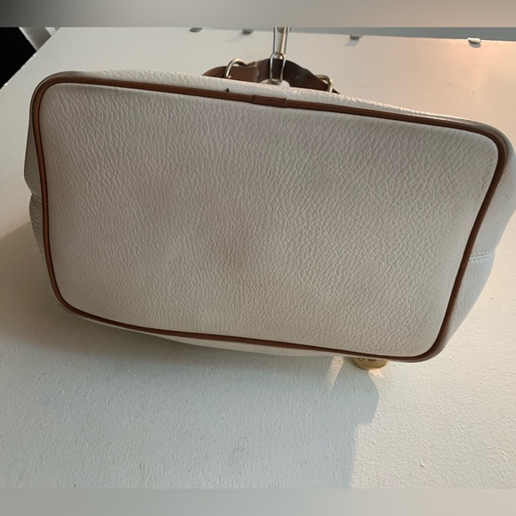 Dooney & Bourke Vintage White Leather Shoulder Bag Purse - Picture 5 of 9